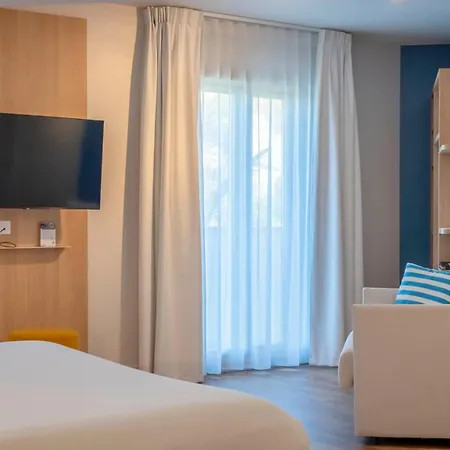 Ibis Styles Hotell 3*