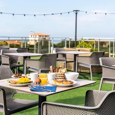 Ibis Styles 3*