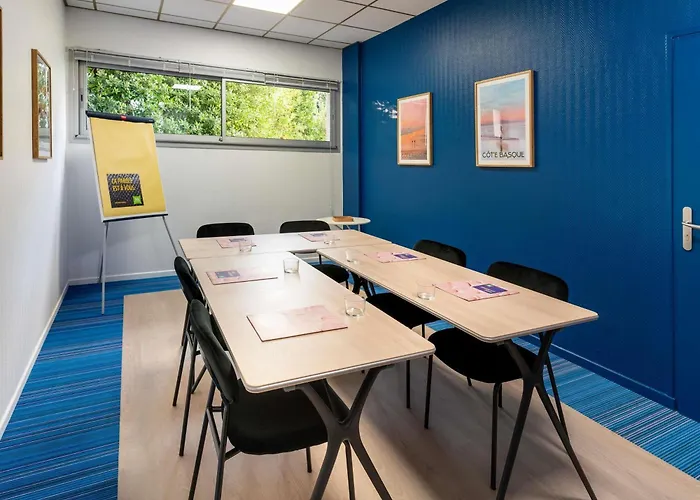 Ibis Styles Hotel 3*