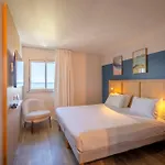 Ibis Styles ホテル