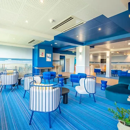 Ibis Styles Биарриц
